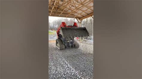 how to spread stone with a skid steer|Proper way to Spread Stone with a Skid Loader .